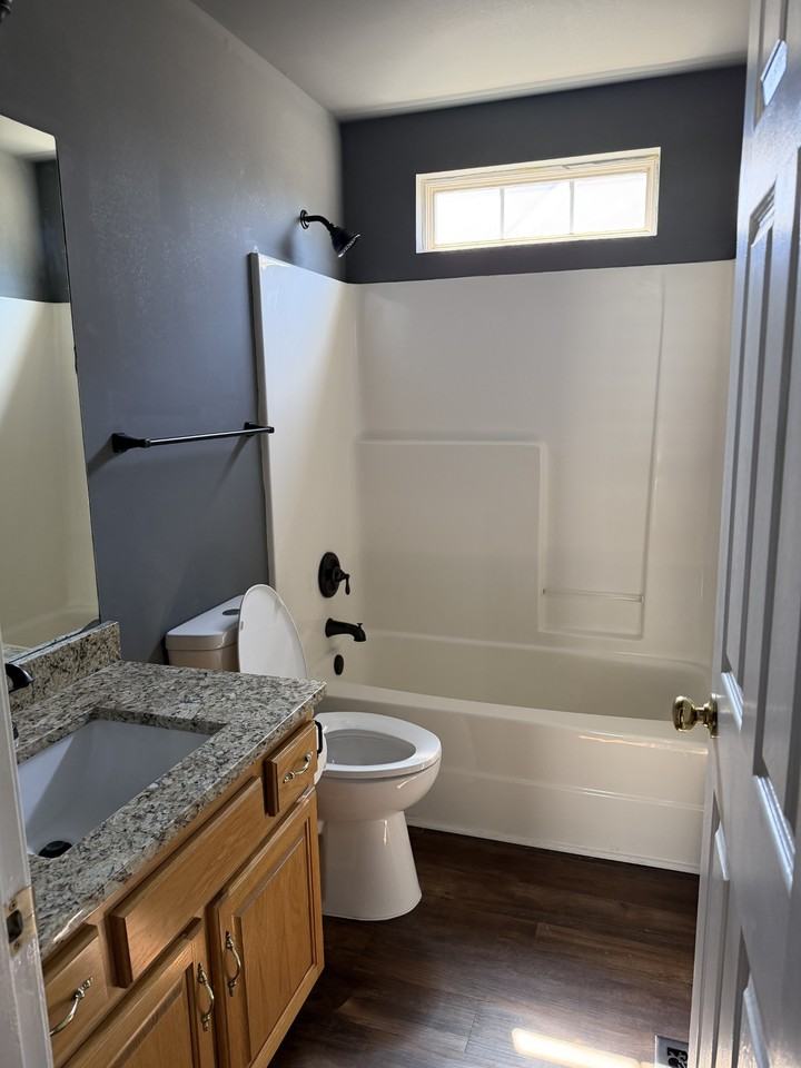 2821 Hydes Ferry Rd - Photo 4 of 7