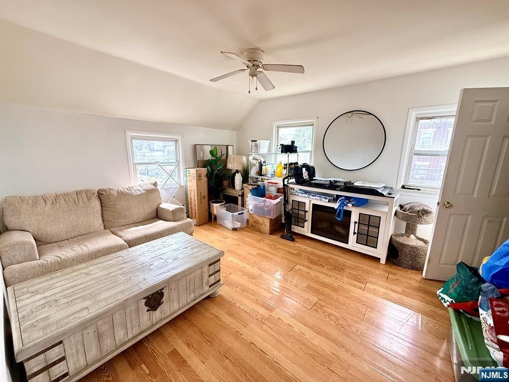 62 Jewell St ##2 - Photo 2 of 7