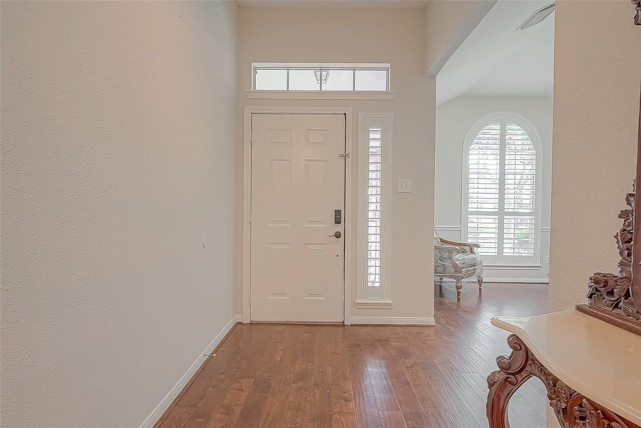 207 Rolling Plains Dr - Photo 7 of 32