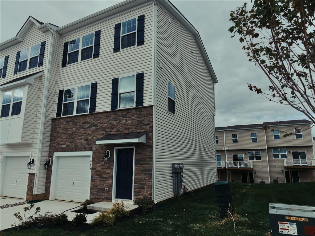 8215 Brodie Ct - Photo 2 of 30
