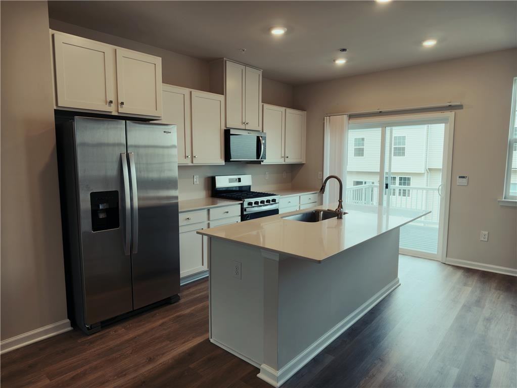 8215 Brodie Ct - Photo 7 of 30