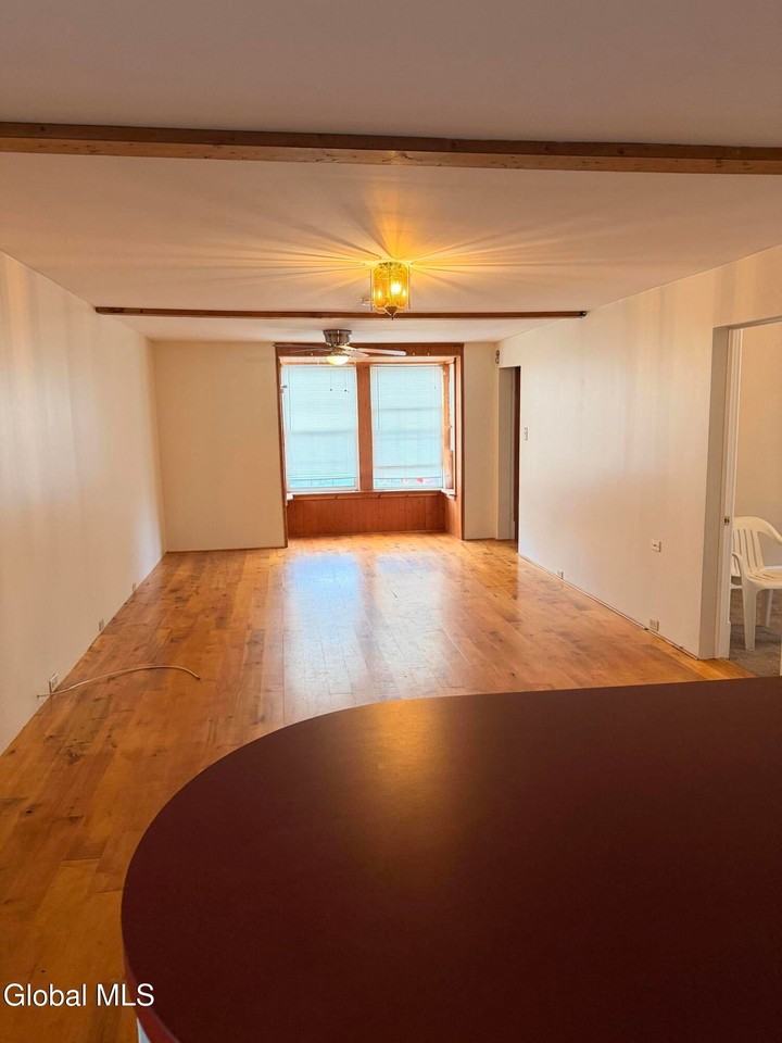 538 7th Ave - Photo 2 of 14