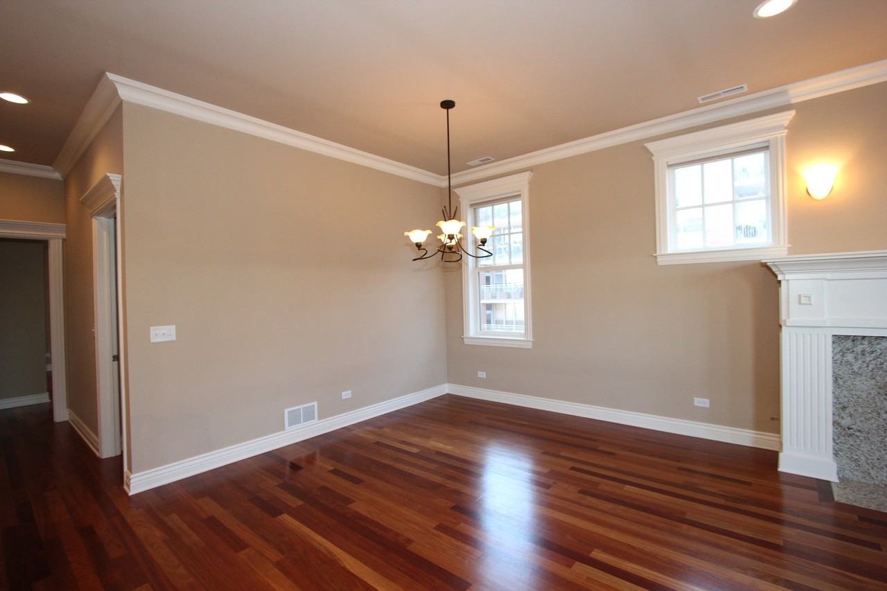 35 S Racine Ave - Photo 5 of 25