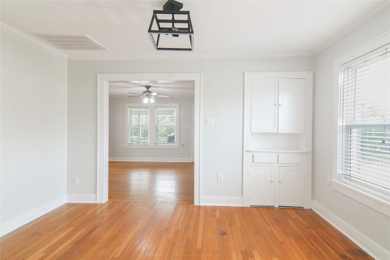 2146 Sul Ross St - Photo 2 of 19
