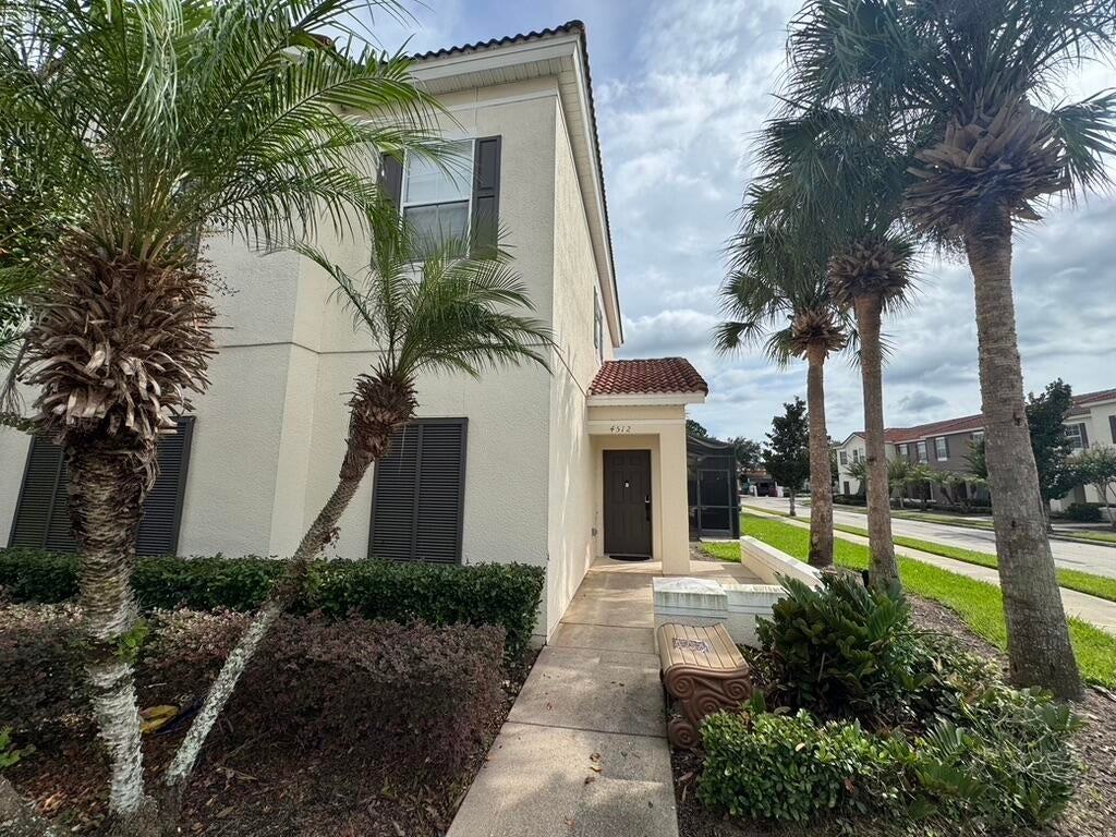 4512 Alberto Cir - Photo 2 of 40