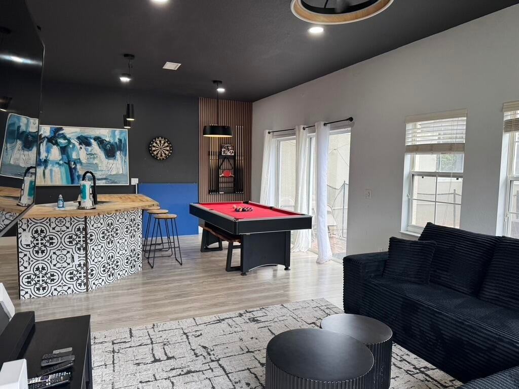 4512 Alberto Cir - Photo 4 of 40