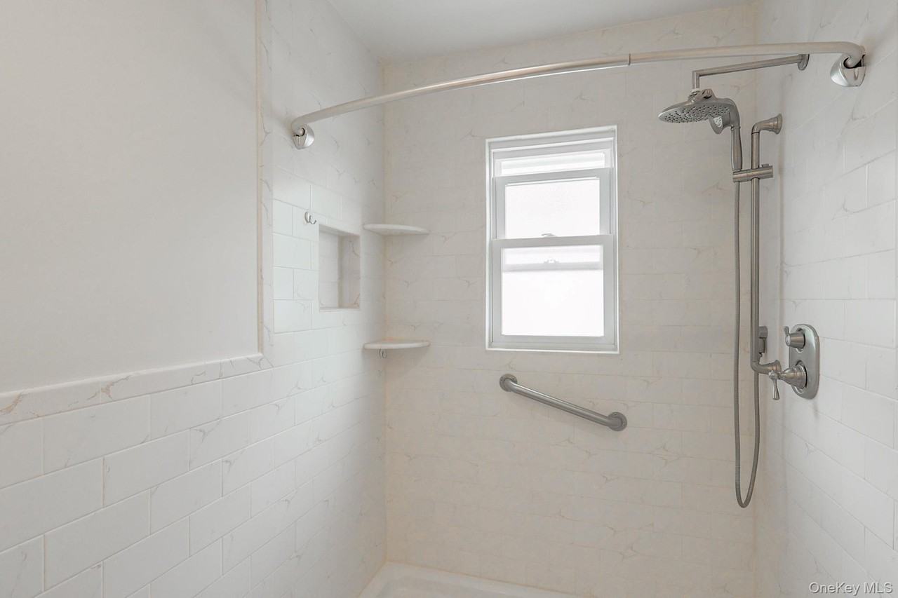 59 Wood St - Photo 6 of 22