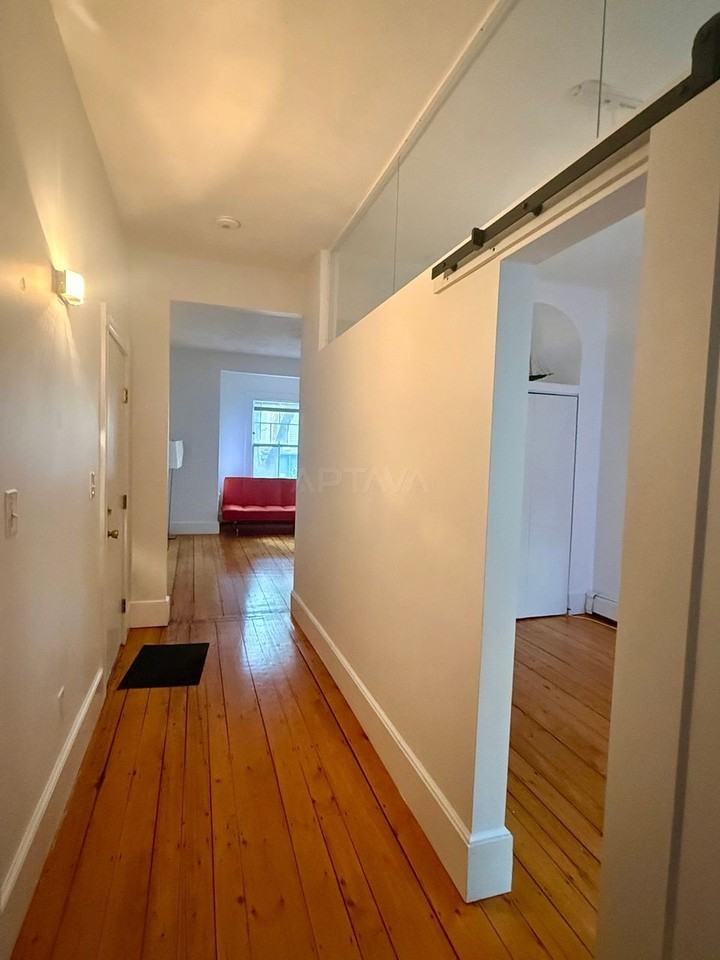 106 Pleasant St #1 - Photo 4 of 9