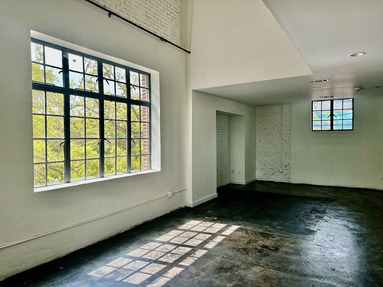 620 Opelousas Ave #201 - Photo 4 of 11