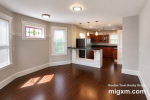 featured image of 22 Rowell St #2