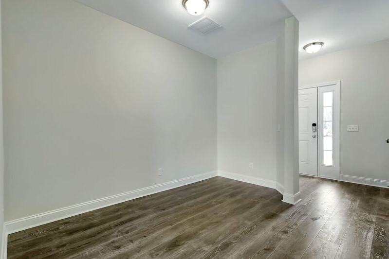 39 Coleman Ct - Photo 7 of 33