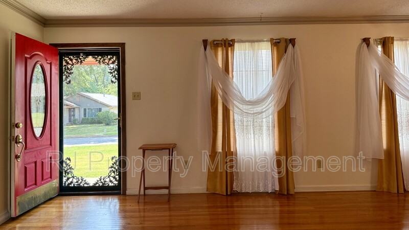 3558 Greentree Dr - Photo 5 of 22