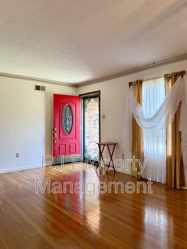 3558 Greentree Dr - Photo 6 of 22