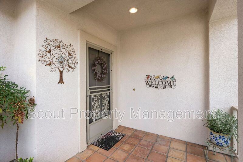 30911 Putter Cir - Photo 2 of 32