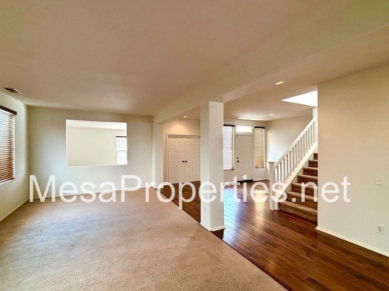 12396 Ava Loma St - Photo 5 of 45