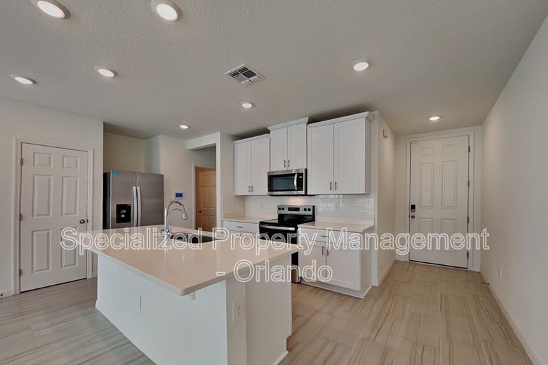 4273 Ranch House Rd - Photo 3 of 17