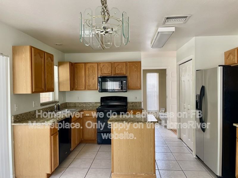 9810 Sunnyoak Dr - Photo 6 of 23
