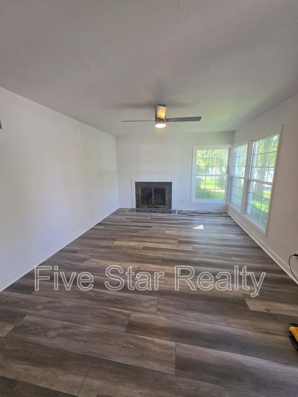 821 D St #A1 - Photo 2 of 24