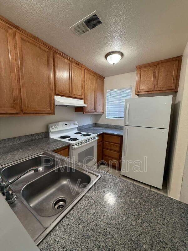 3557 Merced Ave - Photo 3 of 14