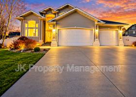 featured image of 1005 34th Ave Ne