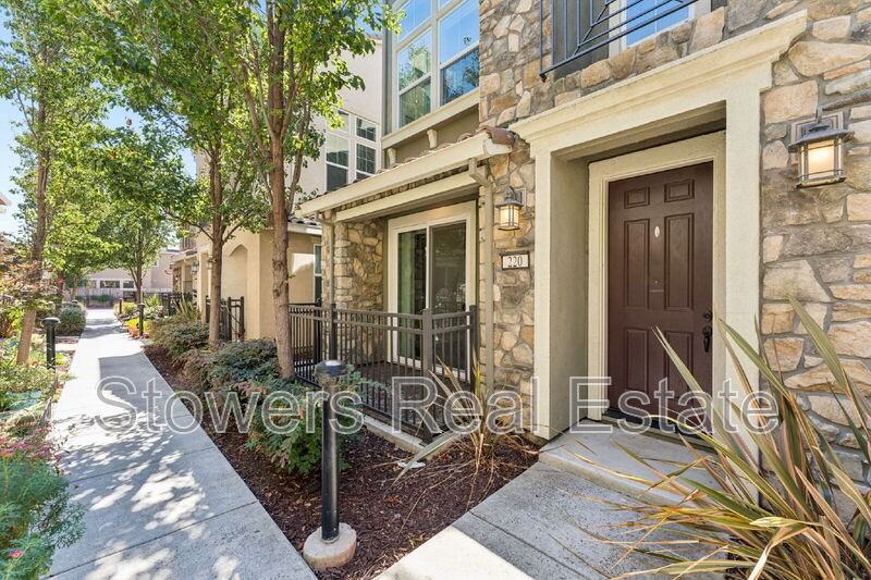 220 Caterina Way - Photo 6 of 50