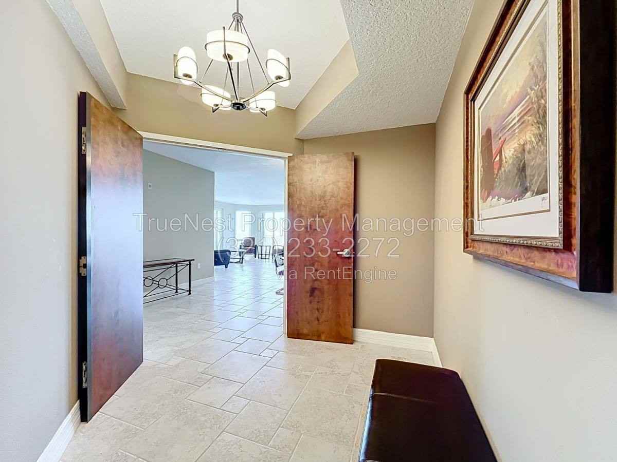 110 Warsteiner Way #301 - Photo 2 of 20
