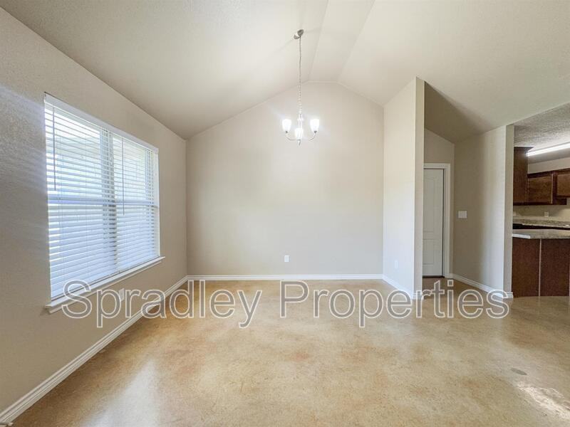 4817B Deep Dr - Photo 4 of 17