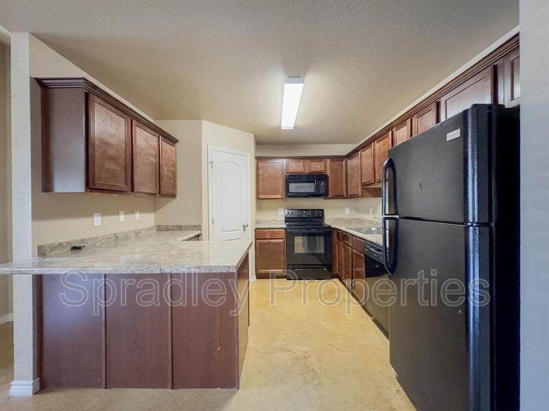 4817B Deep Dr - Photo 6 of 17