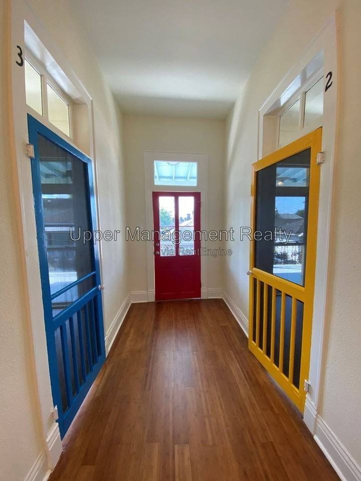 3233 Loyola Ave #3 - Photo 3 of 11
