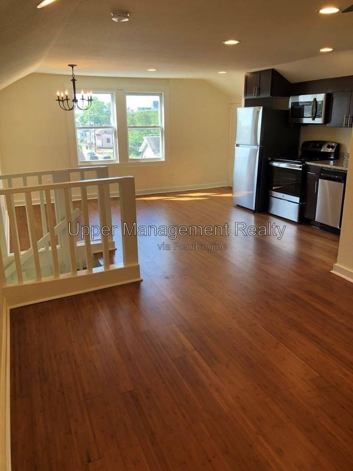 3233 Loyola Ave #3 - Photo 7 of 11