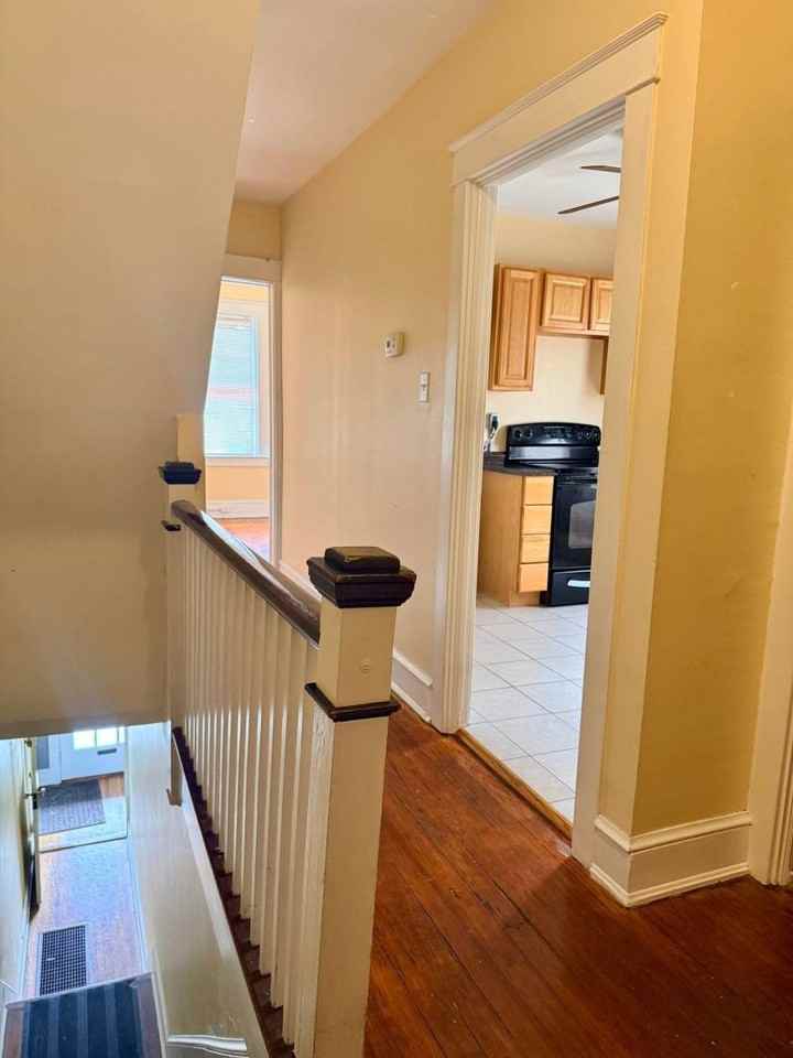 412 S W End Ave #2 - Photo 4 of 15
