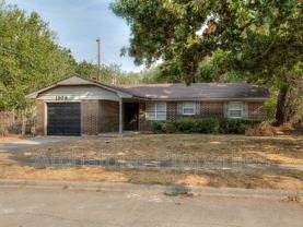 1309 Hickory Ln - Photo 1 of 1