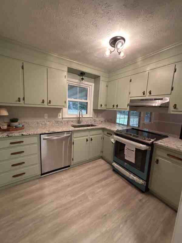 1121 Santa Fe Trl - Photo 5 of 13