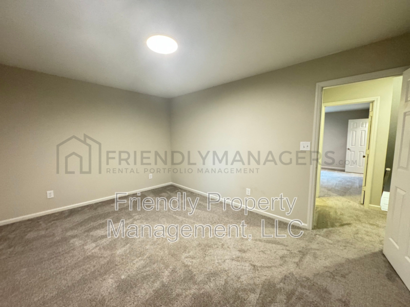 4069 Greene Haven Dr #135 - Photo 3 of 8