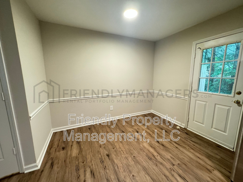 4069 Greene Haven Dr #135 - Photo 6 of 8