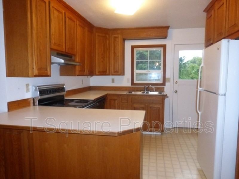 144 N 155th St - Photo 2 of 14