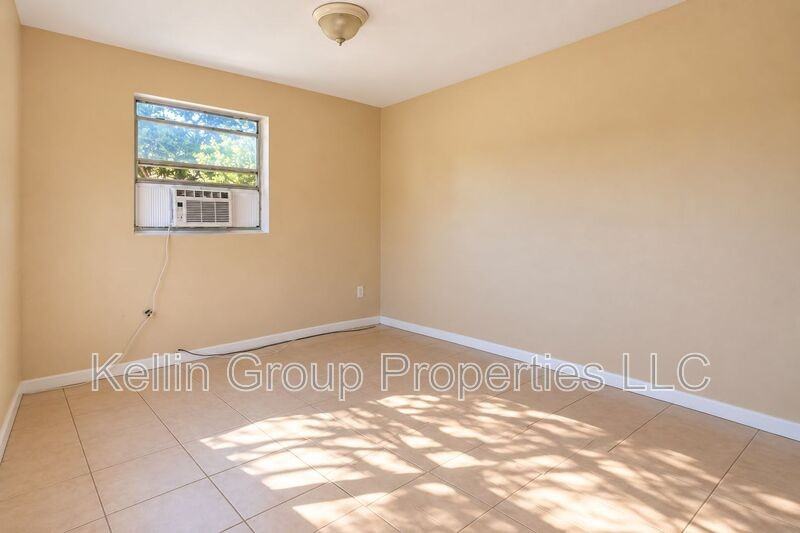157 E Northside Dr #1 - Photo 5 of 8