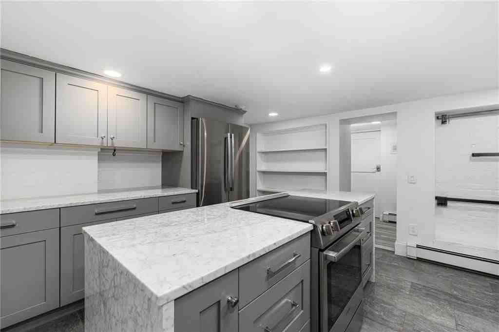 245 Eustis Ave ##3a - Photo 3 of 39