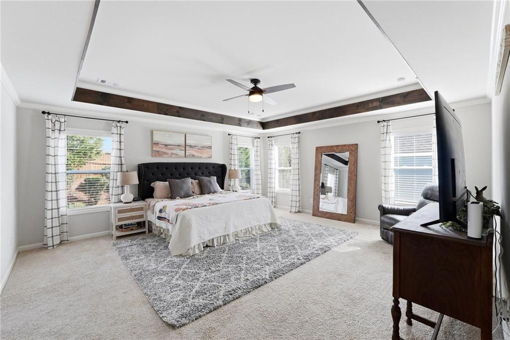 121 Treeline Trl - Photo 3 of 30
