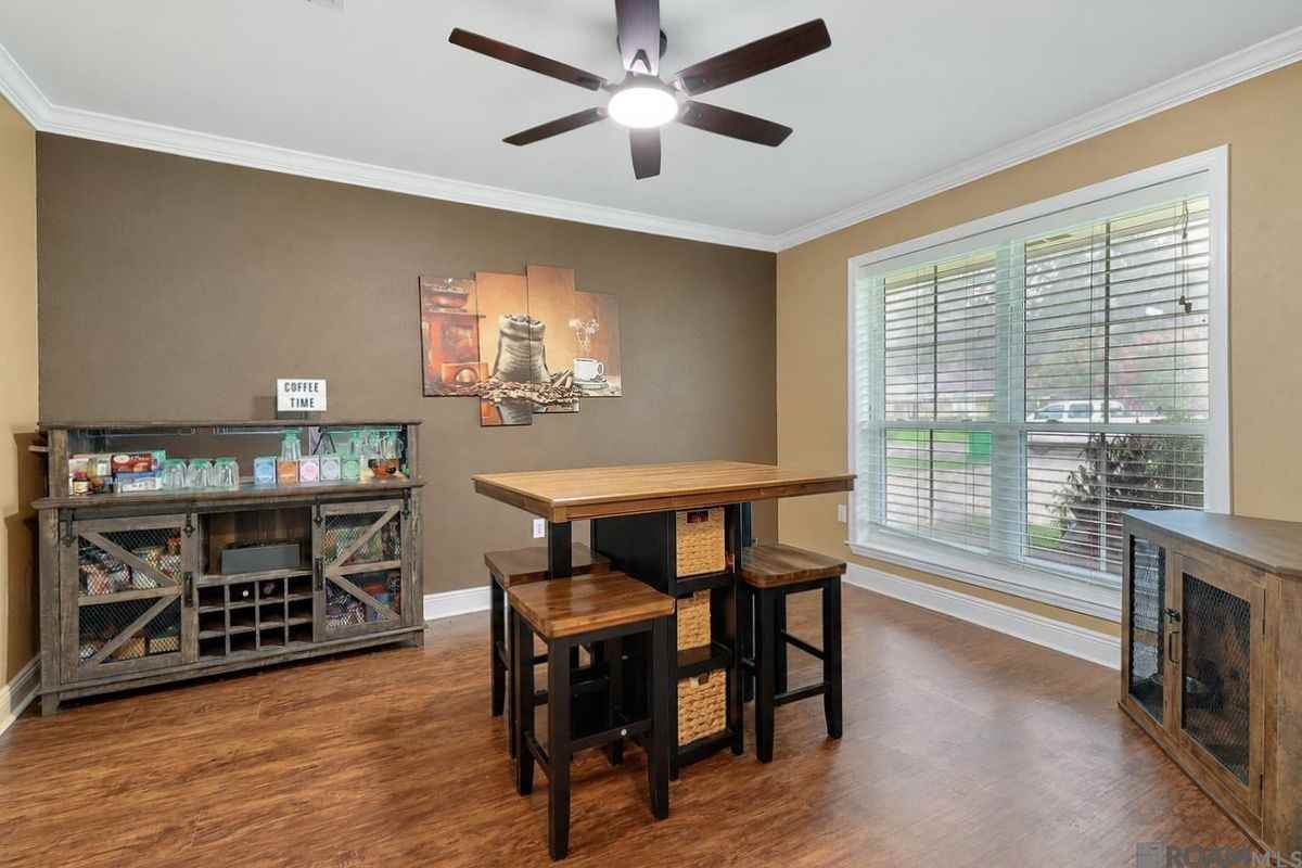 26137 Vincent Dr - Photo 6 of 20