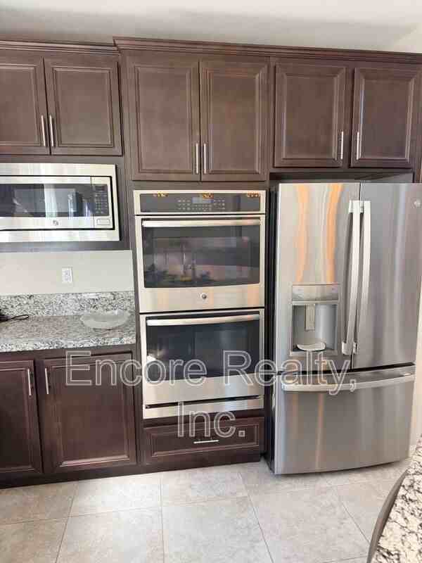 35226 Heritage Pointe Dr - Photo 7 of 28