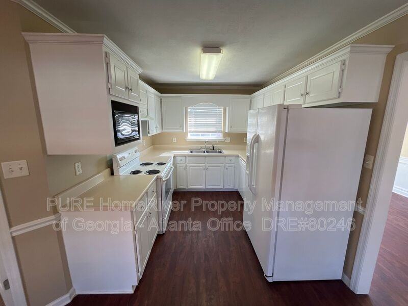 2045 Storey Mill Estate Dr - Photo 5 of 27