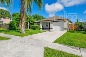 featured image of 742 W 6th St