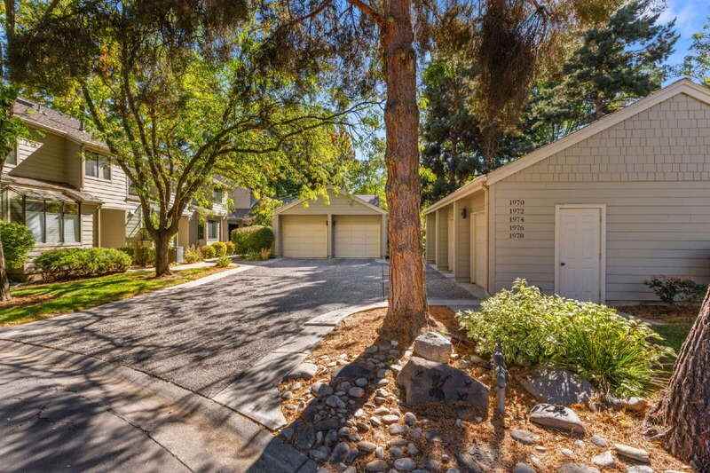 1974 S Wood Duck Ln - Photo 3 of 40