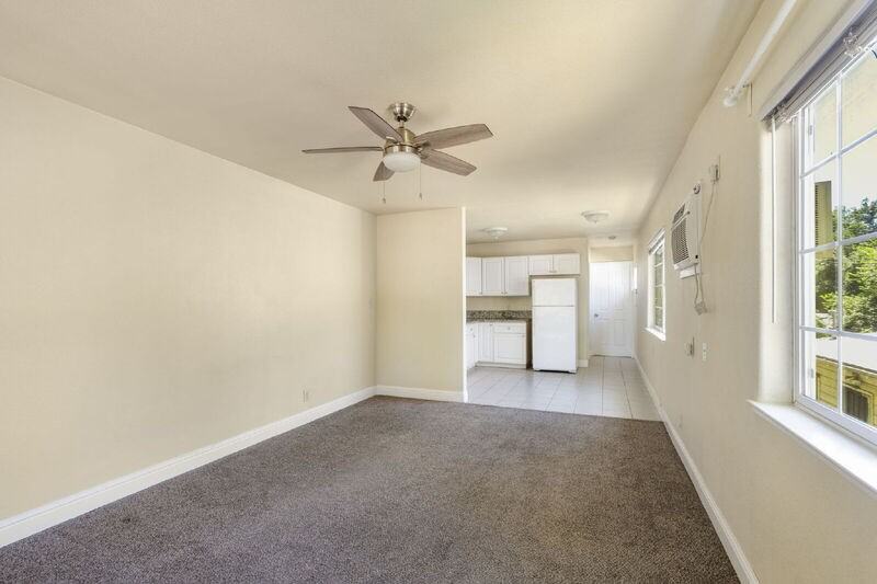 3624 2nd Ave #4 - Photo 3 of 16