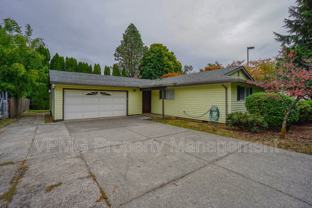 515 Se 155th Ave - Photo 1 of 1