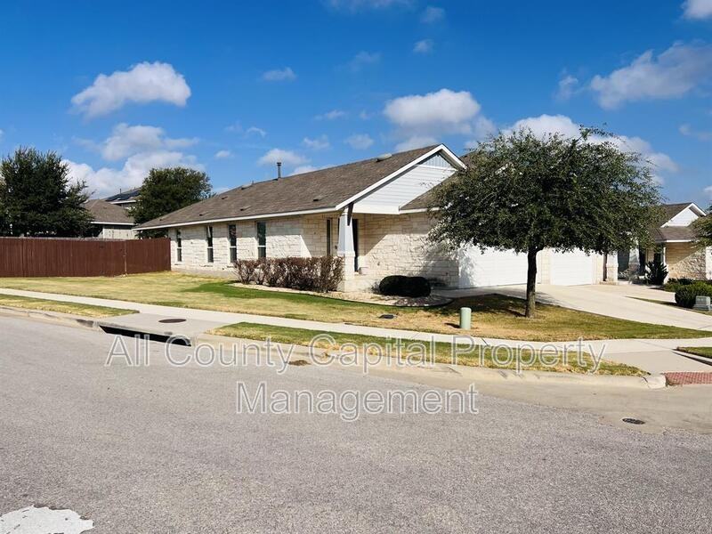 201 Oakstone Dr - Photo 2 of 28