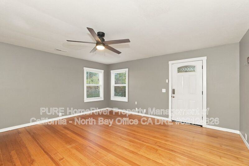 325 Hutchins Ave - Photo 5 of 33