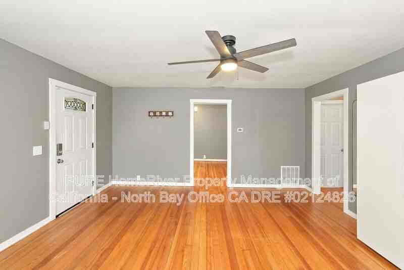 325 Hutchins Ave - Photo 7 of 33