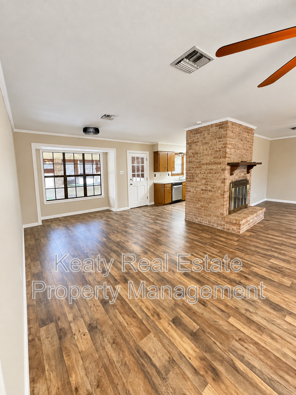 102 Crocus Ln - Photo 4 of 22